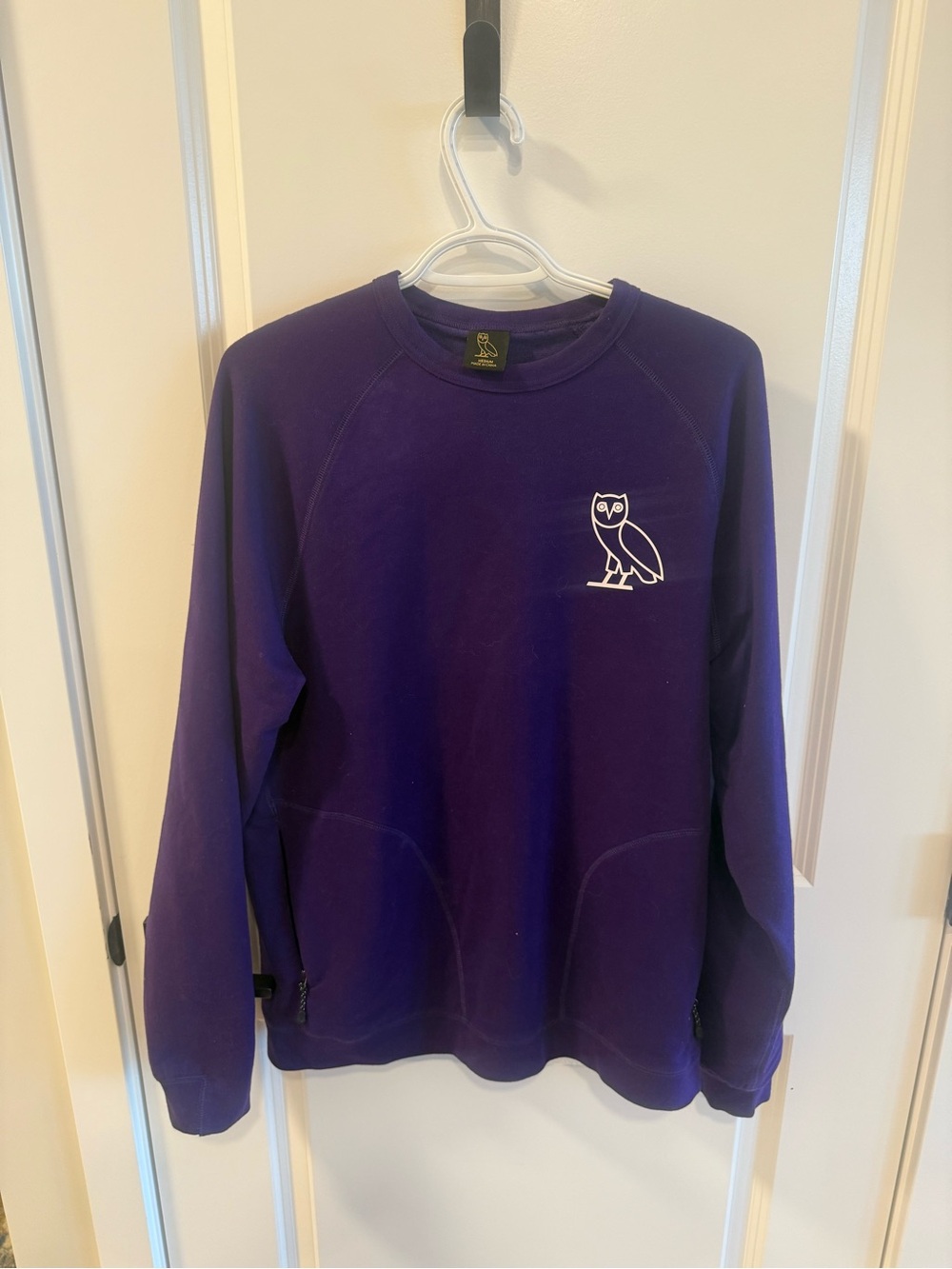 Ovo Crewneck